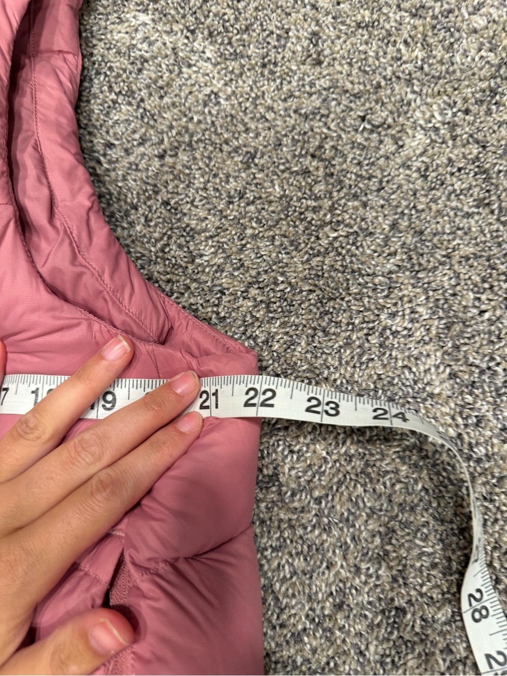 The North Face Women's palomar 500 fill Pink Down Vest medium *logo* - Picture 4 of 7